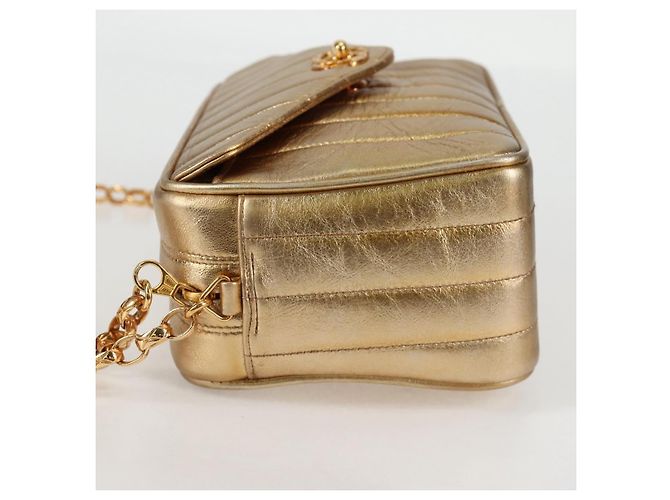 CHANEL Borsa a Spalla Matelassé in Pelle di Agnello Rossa Oro CC Auth 134958SV Rosso D'oro - vista 3