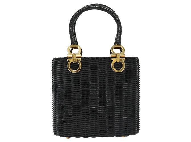 Gancini Handtasche aus Rattan in Schwarz und Gold Salvatore Ferragamo Auth 138876V Golden - Ansicht 2