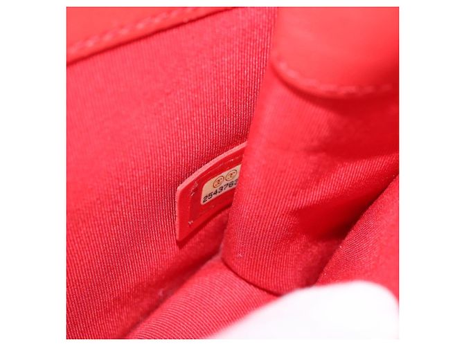 CHANEL Borsa a Spalla Matelassé in Pelle Rossa con Catena Argento CC Auth 138980M Rosso - vista 12