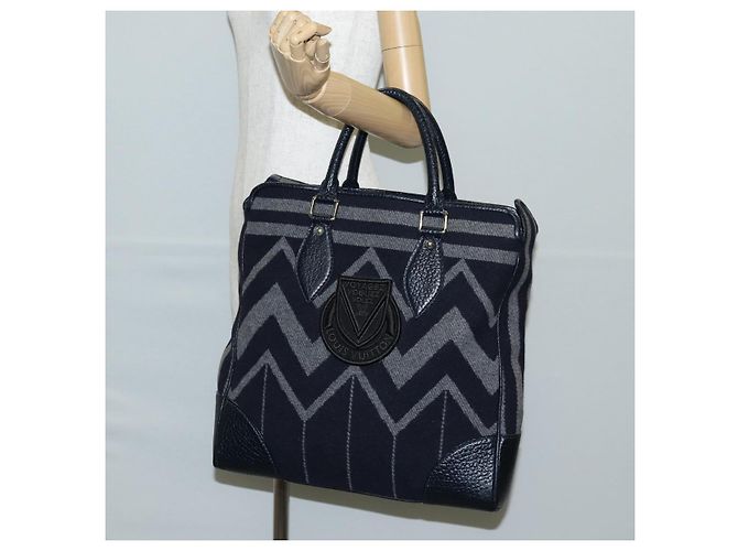 LOUIS VUITTON Cabas Vale Karakoram Bolsa de Mão Lã Marinha M95240 LV Auth 138949SAV Azul marinho - vista 23