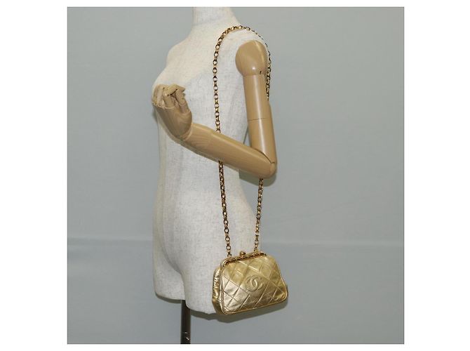 Borsa a Spalla CHANEL in Pelle di Agnello, Tonalità Oro, CC Auth 135116SM - vista 28