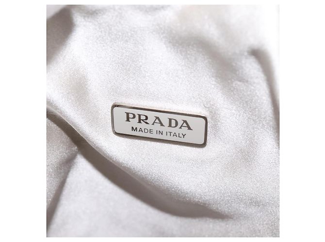Borsa a Spalla con Catena PRADA Satin Argento Auth 108034SAV - vista 10