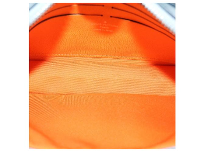 LOUIS VUITTON Borsa Clutch Satellite Alpha Monogramma Argento M44171 LV Auth 29977SAV - vista 10