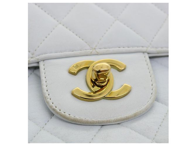 CHANEL Borsa a Spalla Matelassé in Pelle di Agnello Bianca CC Auth 32416SAM Bianco - vista 16