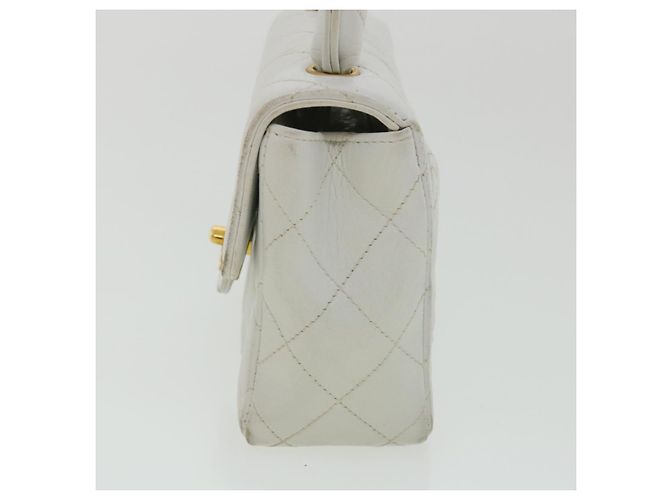 CHANEL Borsa a Spalla Matelassé in Pelle di Agnello Bianca CC Auth 32416SAM Bianco - vista 31