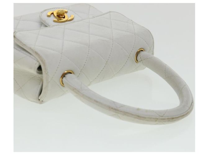 CHANEL Borsa a Spalla Matelassé in Pelle di Agnello Bianca CC Auth 32416SAM Bianco - vista 33