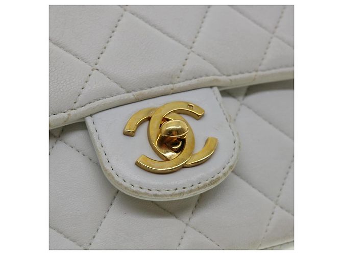 CHANEL Borsa a Spalla Matelassé in Pelle di Agnello Bianca CC Auth 32416SAM Bianco - vista 36