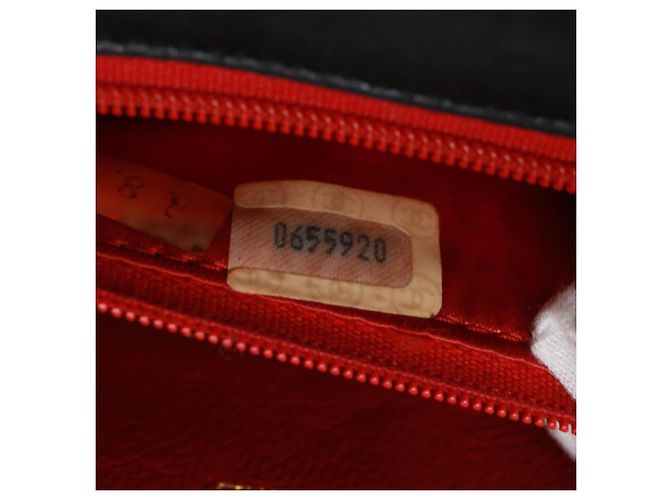 CHANEL Bolsa de ombro de corrente matelassé em pedra preta CC Auth 32695SAV Preto - vista 11