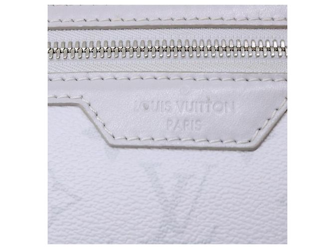 LOUIS VUITTON Borsa a Spalla Piatta Monogramma Bianca da Uomo Bron M44640 Auth 48487SAM Bronzo - vista 19