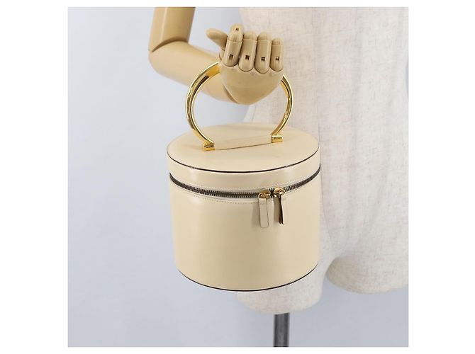 Céline Bolsa de mão Vanity em couro marfim e ouro Auth AMZ074A Dourado Cru - vista 23