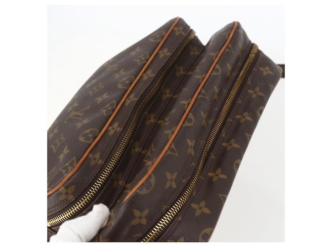 LOUIS VUITTON Borsa a Spalla Monogram Nile M45244 LV Auth 156750A Monogramma - vista 6