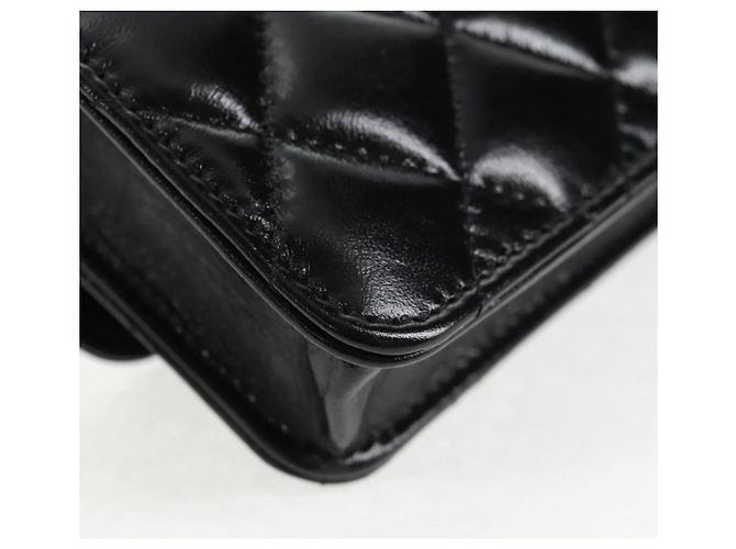 CHANEL Mini Borsa a Spalla Matelassé in Pelle di Vitello Nera Oro CC Auth 142563SAM Nero D'oro - vista 17