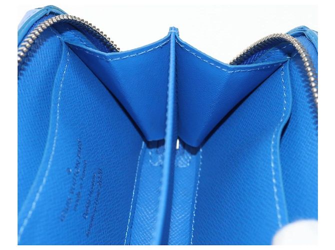 Portafoglio Soft Trunk Clouds Louis Vuitton Blu M45440 LV Auth 144891SAM - vista 22