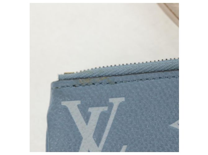 LOUIS VUITTON Pochette Trio Monogram Empreinte Rosa M80407 LV Auth 144344SAM Blu - vista 9