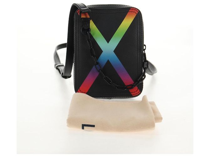 LOUIS VUITTON Borsa Messenger Danube Taiga Rainbow Nera M30332 LV Auth 146086SAM Nero - vista 12