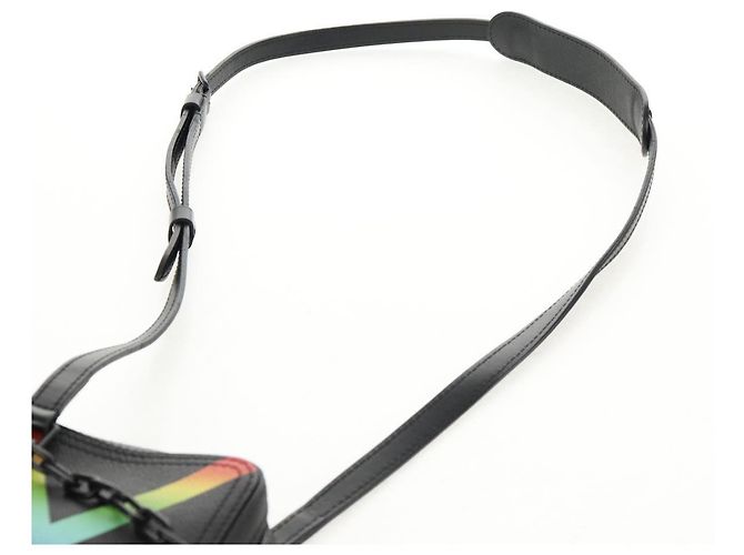 LOUIS VUITTON Borsa Messenger Danube Taiga Rainbow Nera M30332 LV Auth 146086SAM Nero - vista 15