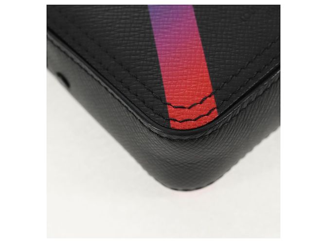 LOUIS VUITTON Borsa Messenger Danube Taiga Rainbow Nera M30332 LV Auth 146086SAM Nero - vista 16