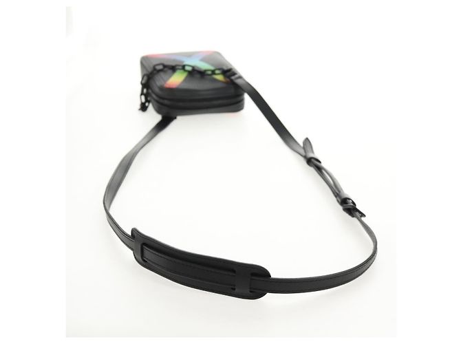 LOUIS VUITTON Borsa Messenger Danube Taiga Rainbow Nera M30332 LV Auth 146086SAM Nero - vista 7