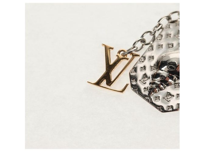 Collana a conchiglia LOUIS VUITTON metallo Argento M01495 LV Auth 136561SAM - vista 3