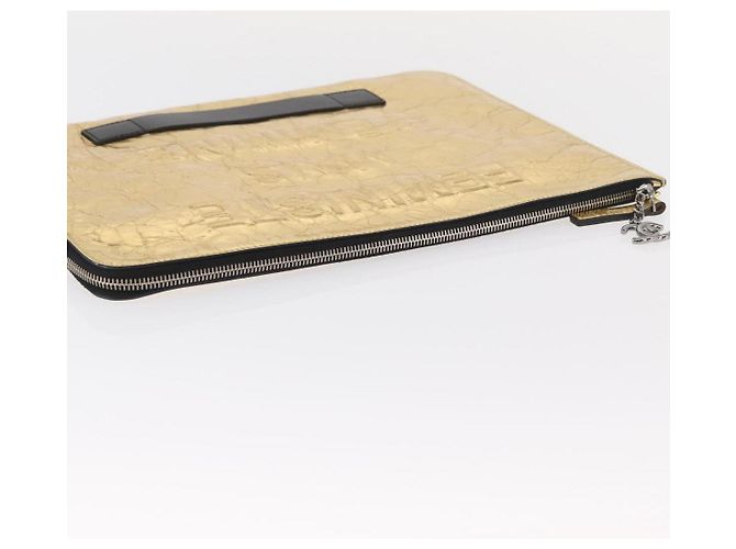 CHANEL Clutch in Pelle Oro CC Auth 152375SM D'oro - vista 5