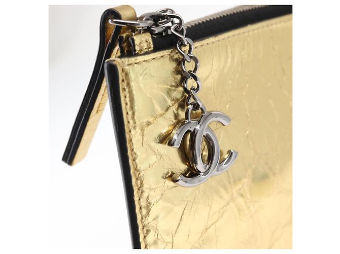 CHANEL Clutch in Pelle Oro CC Auth 152375SM D'oro - vista 8
