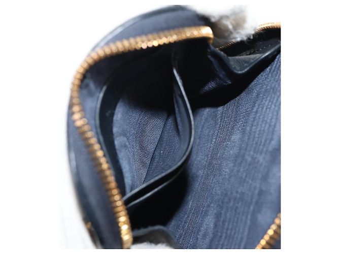 Borsa a catena Montaigne in tela Trotter Christian Dior blu navy oro Auth 146071SAM D'oro - vista 28