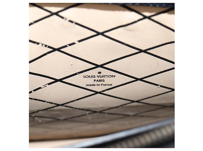 LOUIS VUITTON Monogramma LV Pop Petite Mar Borsa a Spalla M55512 LV Auth 134368SAM - vista 24