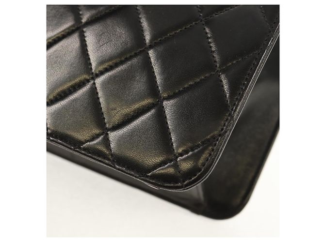 Bolso de cadena CHANEL de piel de cordero negro con cadena dorada CC Auth 148654SAM Dorado - vista 19