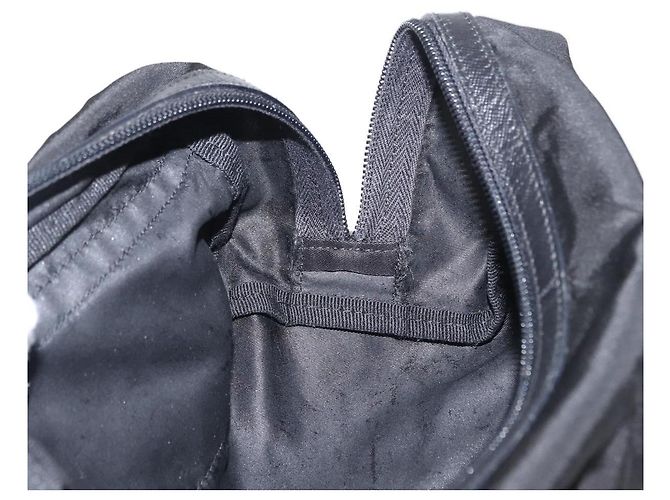 Pochete Prada Nylon Preto Prata Auth ka131 - vista 17