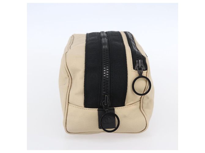 Borsa sportiva CHANEL in nylon beige e nero CC Auth BA8411 - vista 4