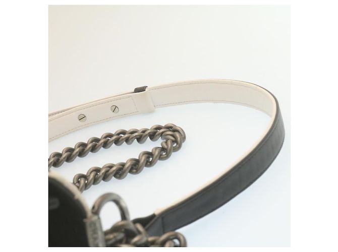 CHANEL Matelassé Boy Chanel Borsa a Spalla con Catena in Pelle di Agnello Nera CC Auth 29190SAM Nero - vista 8