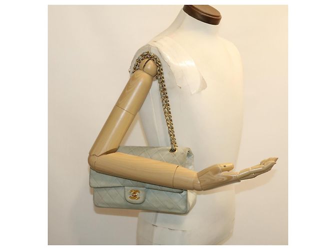 CHANEL Classico Matelassé 25 Borsa a Spalla con Catena Doppia in Pelle di Agnello Auth 29961V D'oro Blu chiaro - vista 30