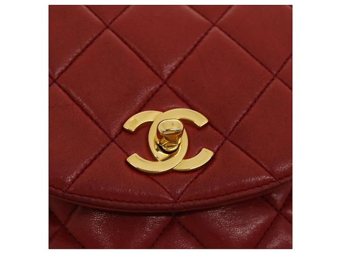 CHANEL Borsa a Mano Matelassé con Catena in Pelle di Agnello Rossa CC Auth 31892V Rosso - vista 18