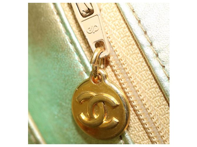 CHANEL Borsa a Spalla con Catena Matelassé e Chiusura a Girello in Pelle di Agnello Oro CC Auth 51274SAM D'oro - vista 22