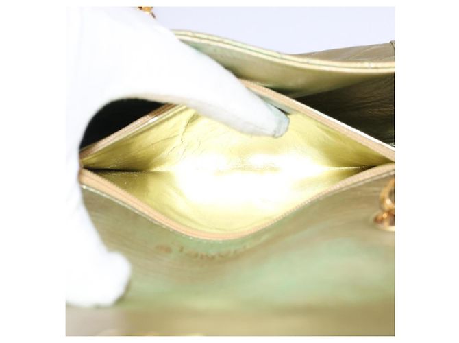 CHANEL Borsa a Spalla con Catena Matelassé e Chiusura a Girello in Pelle di Agnello Oro CC Auth 51274SAM D'oro - vista 23