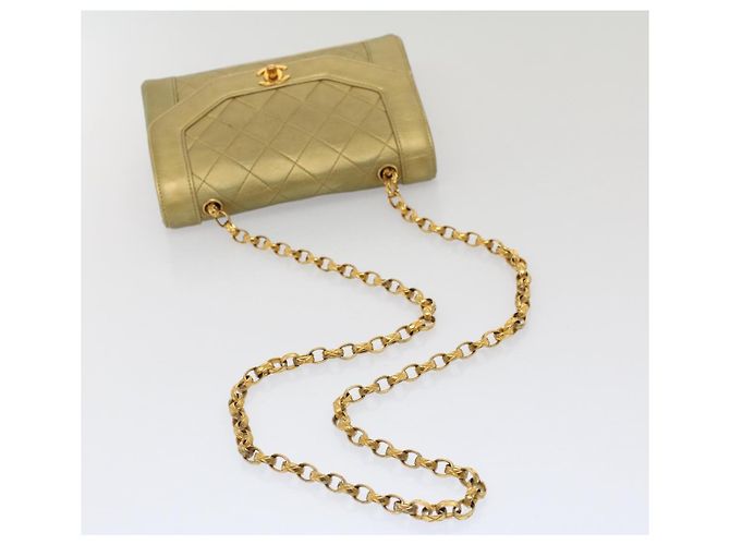 CHANEL Borsa a Spalla con Catena Matelassé e Chiusura a Girello in Pelle di Agnello Oro CC Auth 51274SAM D'oro - vista 7