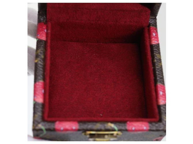 CAJA Cereza Monograma LOUIS VUITTON Edición Limitada a 200 Piezas en Todo el Mundo Auth 47829SM - vista 10