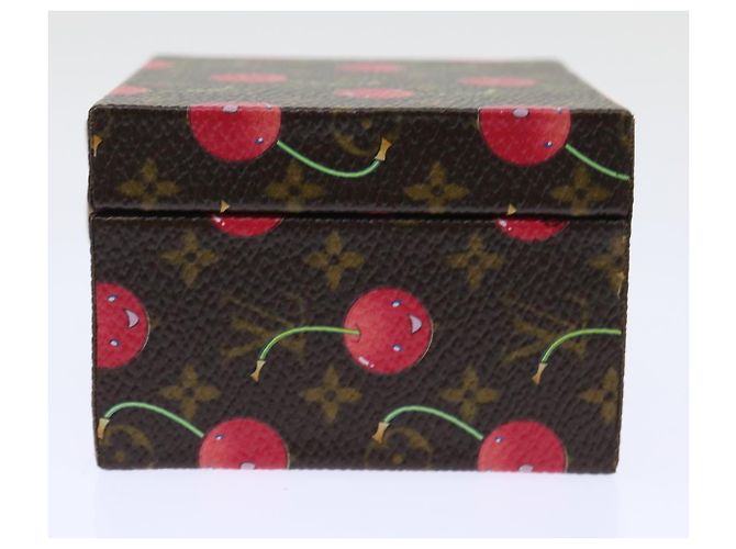 CAJA Cereza Monograma LOUIS VUITTON Edición Limitada a 200 Piezas en Todo el Mundo Auth 47829SM - vista 3