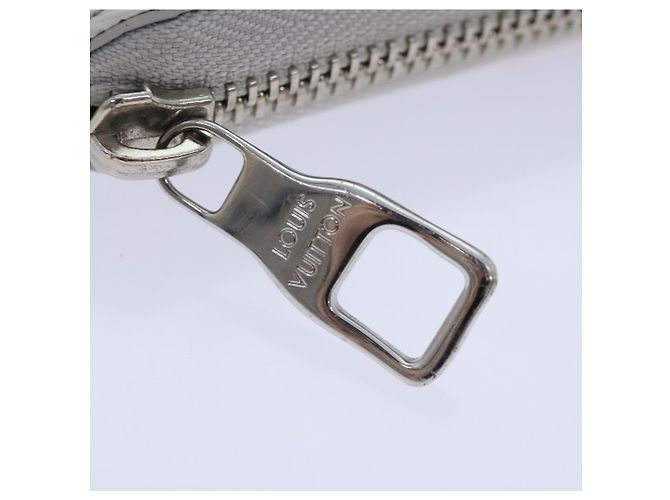 LOUIS VUITTON Monogram LV Portrait Zippy Vertical Wallet M82590 LV Auth 92757SAM White - view 8