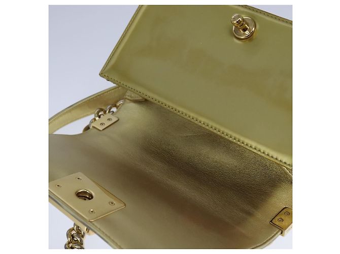 CHANEL Borsa a Spalla Boy Chanel Matelassé Catena Patente Oro CC Auth 106721SAM D'oro - vista 10