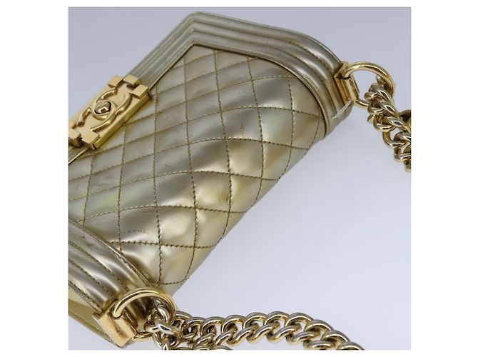 CHANEL Borsa a Spalla Boy Chanel Matelassé Catena Patente Oro CC Auth 106721SAM D'oro - vista 6