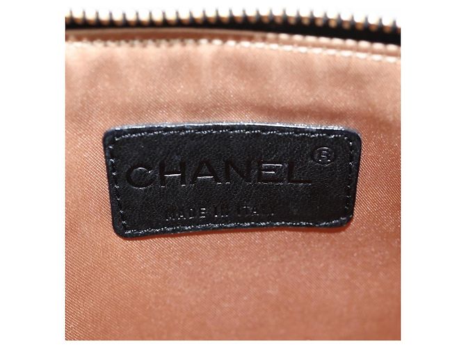 CHANEL Borsa a Mano con Catena in Pelle di Agnello Nera Oro CC Auth yk18016M Nero D'oro - vista 22