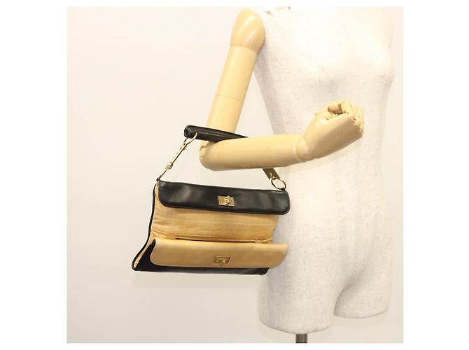 CHANEL Borsa a Mano Choco Bar in Pelle di Agnello Beige Nera CC Auth 123516V Nero - vista 27