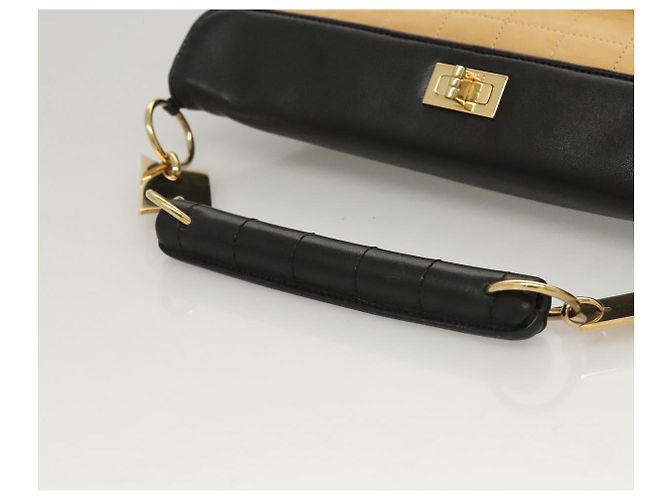 CHANEL Borsa a Mano Choco Bar in Pelle di Agnello Beige Nera CC Auth 123516V Nero - vista 7