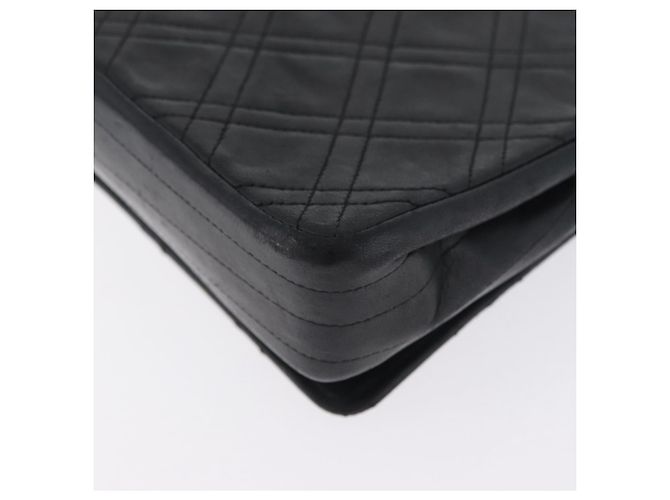 CHANEL Borsa a Spalla Matelassé in Pelle di Agnello Nera Oro CC Auth bs34016 Nero D'oro - vista 16