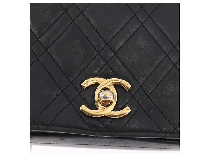 CHANEL Borsa a Spalla Matelassé in Pelle di Agnello Nera Oro CC Auth bs34016 Nero D'oro - vista 17
