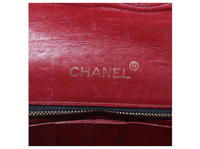 CHANEL Borsa a Spalla Matelassé in Pelle di Agnello Nera Oro CC Auth bs34016 Nero D'oro - vista 20