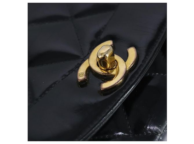 CHANEL Borsa a Spalla Diana Matelassé Catena Patent Nero Oro CC Auth 103804A D'oro - vista 17
