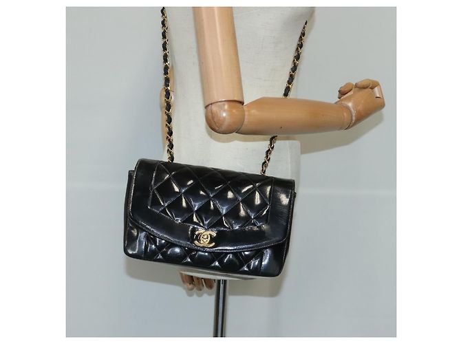 CHANEL Borsa a Spalla Diana Matelassé Catena Patent Nero Oro CC Auth 103804A D'oro - vista 24