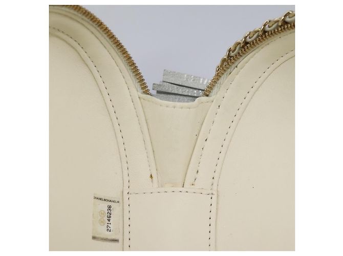 CHANEL V Stitch LA PAUSA Borsa a Spalla con Catena in Pelle Bianca CC Auth bs23014SAV Bianco - vista 23
